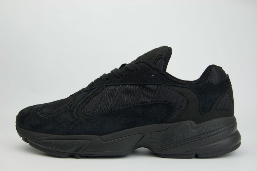 кроссовки мужские Adidas Yung 1 Triple Black