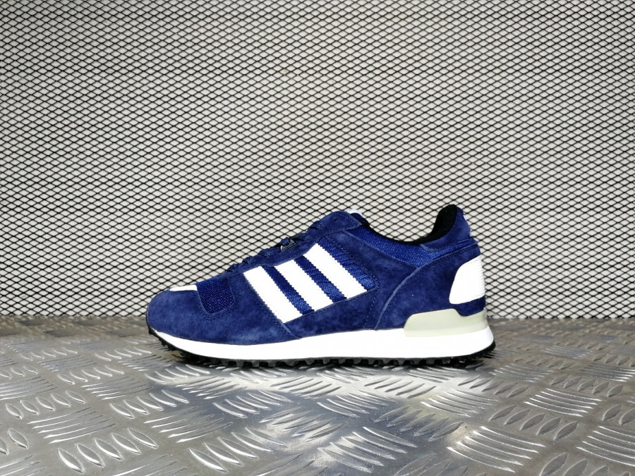 кроссовки мужские Adidas ZX 700 Collegiate Navy / White