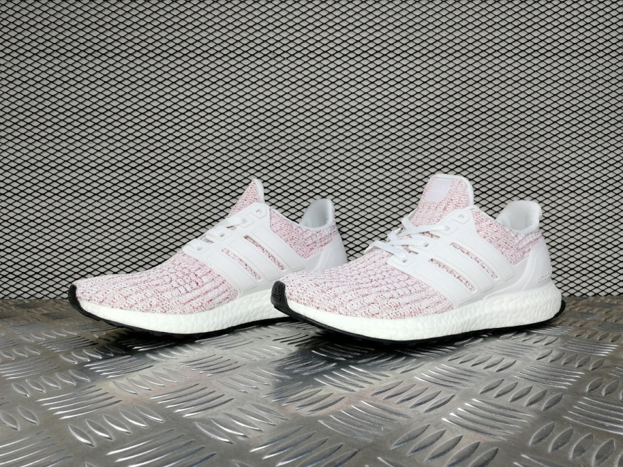 кроссовки женские Adidas Ultraboost 4.0 White / Scarlet