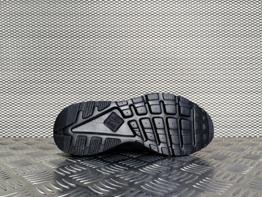 кроссовки мужские Nike Air Huarache Ultra Team Red Gym / Red Black