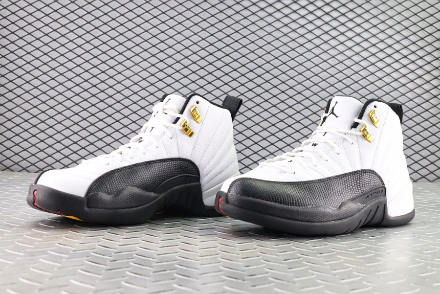 кроссовки мужские Nike Air Jordan 12 Retro «TAXI 2013 Release» White / Black / Varsity Red