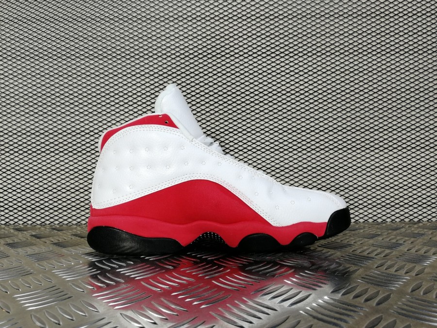 кроссовки мужские Nike Air Jordan 13 Retro «Chicago» White / Black / True Red