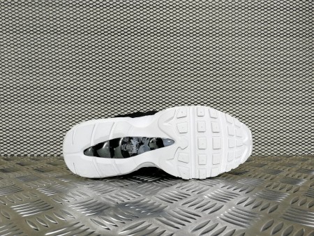 кроссовки мужские Nike Air Max 95 X Stussy Black / White