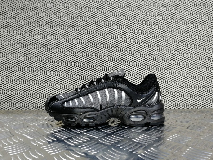 кроссовки мужские Nike Air Max Tailwind IV All Black