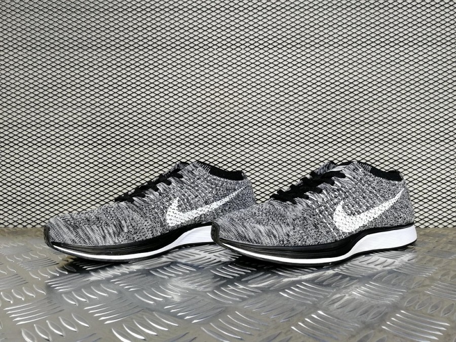 кроссовки мужские Nike Flyknit Racer «OREO» Black / White