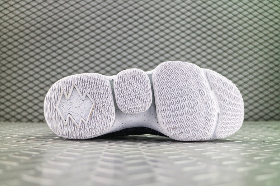 кроссовки мужские Nike Lebron XV «ASHES» Black / White / White
