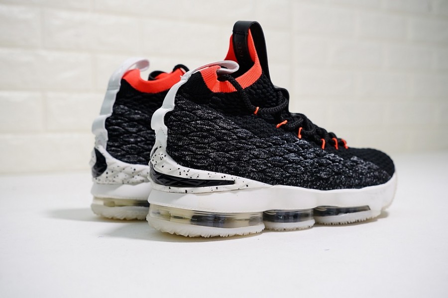 кроссовки мужские Nike LeBron XV Bright Crimson Black / Sail-Bright Crimson
