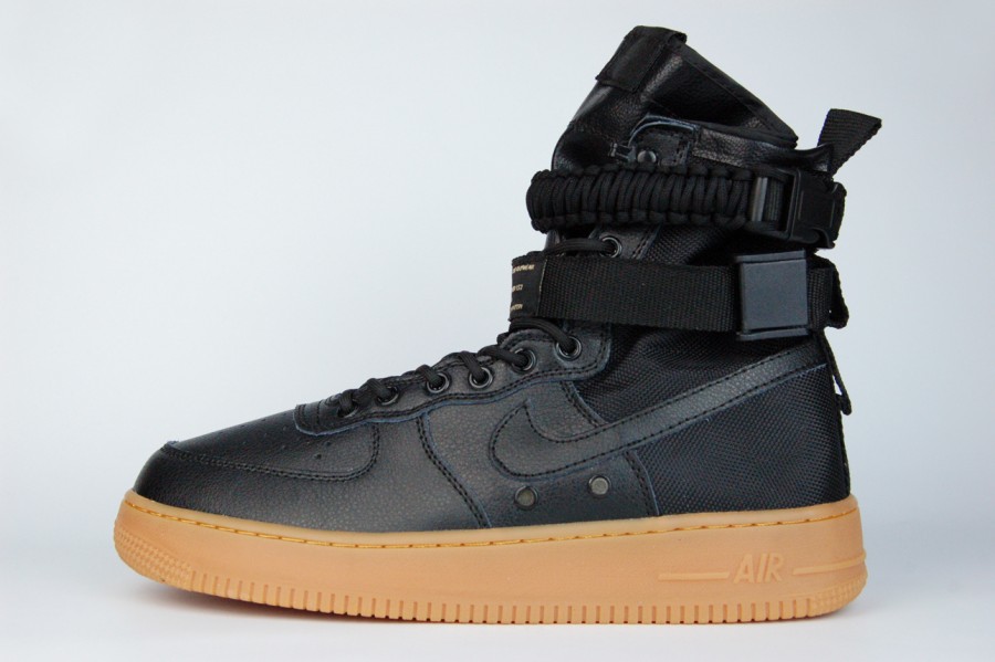 кроссовки мужские Nike SF Air Force 1 Black / Gum