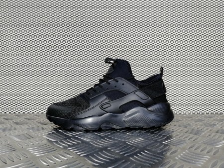 кроссовки женские Nike Air Huarache Run Ultra Wmns Triple Black