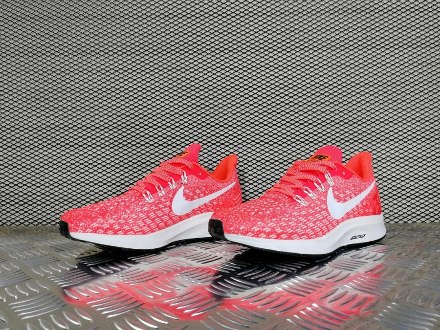 кроссовки женские Nike Air Zoom Pegasus 35 Bright Crimson / Ice Blue Sail