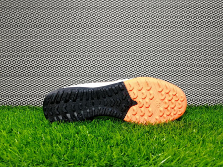грунтовки мужские Nike MercurialX Vapor XII Academy TF White / Total Orange / Metallic Cool Grey