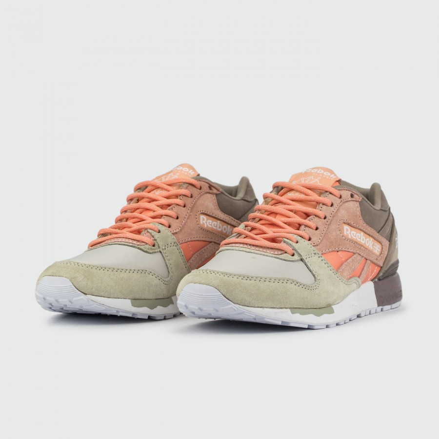 кроссовки женские Reebok GL6000 WMNS «Summer In New England» Cream White / Salmon / Grey Brown