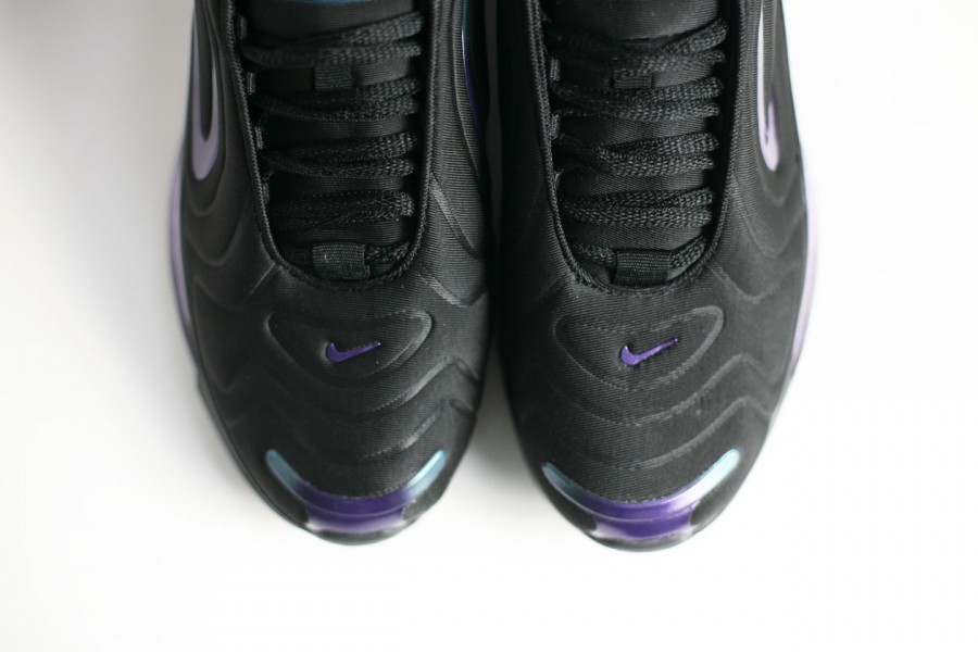 кроссовки Nike Air Max 720 Black / Laser Violet