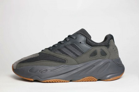 кроссовки Adidas Yeezy Boost 700 Utility Black / Gum