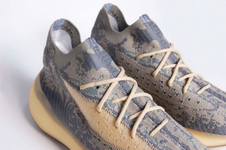 кроссовки Adidas Yeezy Boost 380