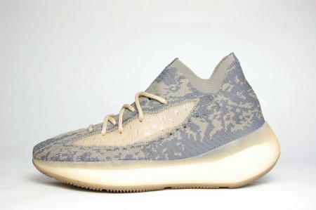 кроссовки Adidas Yeezy Boost 380