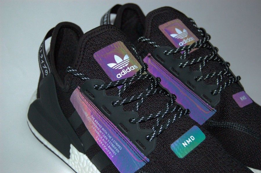 кроссовки Adidas NMD R1 v2