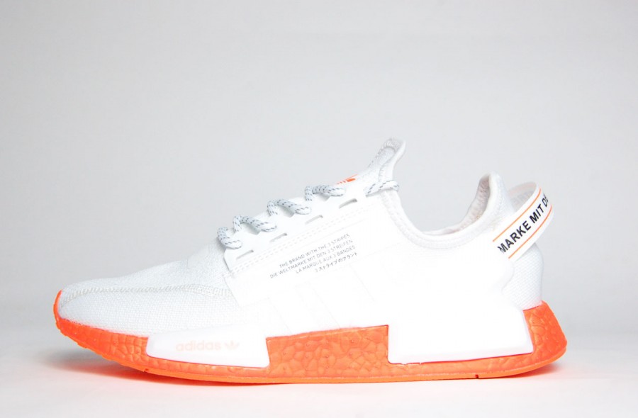 кроссовки Adidas NMD R1 v2