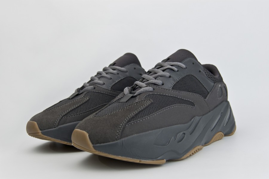 кроссовки Adidas Yeezy Boost 700