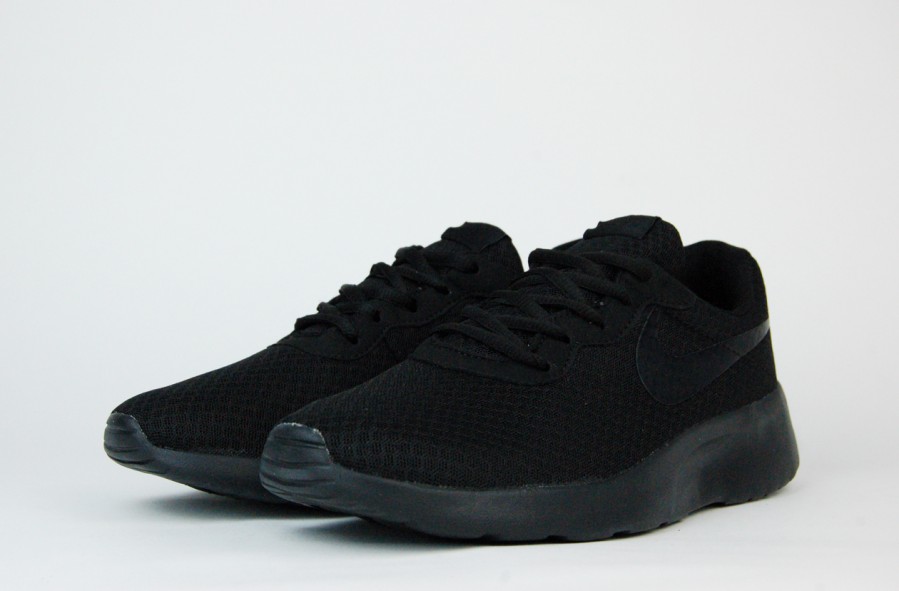 кроссовки Nike Tanjun Triple Black