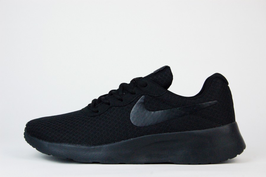кроссовки Nike Tanjun Triple Black