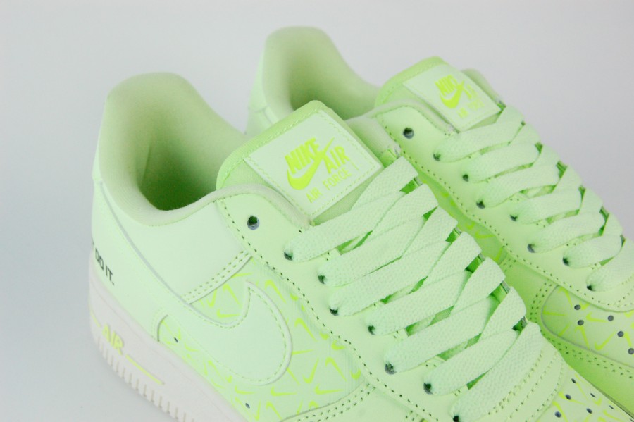 кроссовки Nike Air Force 1 Low Wmns Green
