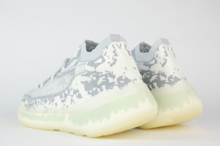 Кроссовки Adidas Yeezy Boost 380 Alien