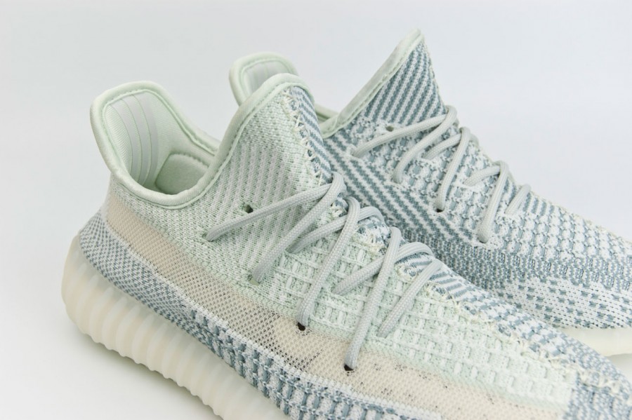 кроссовки Adidas Yeezy 350 boost v2 Cloud White