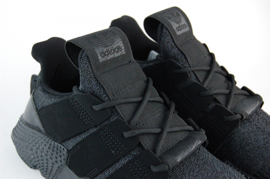 кроссовки Adidas Prophere Triple Black