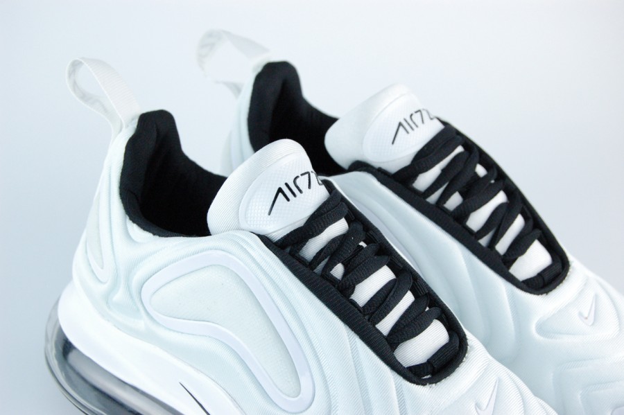 кроссовки Nike Air Max 720 Triple White