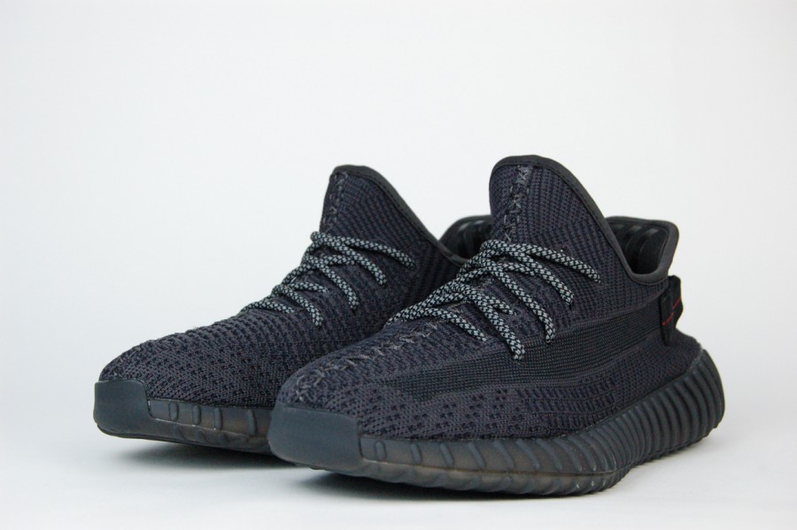 кроссовки Adidas Yeezy 350 boost v2 Triple Black