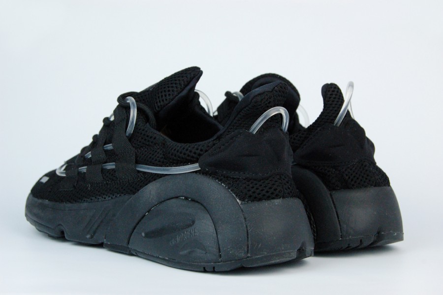кроссовки Adidas LXCON Triple Black