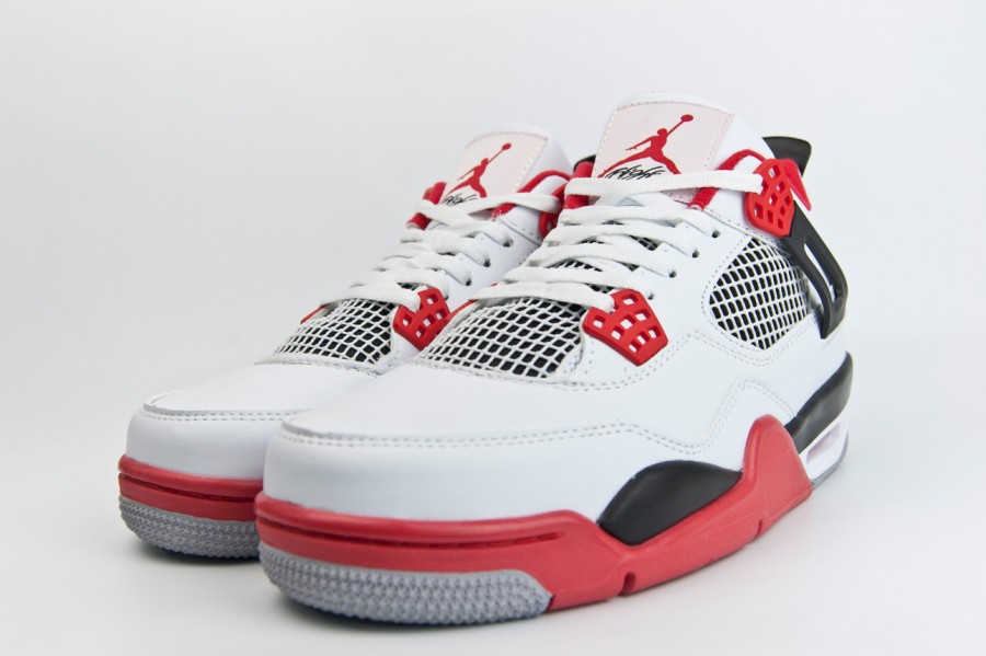 кроссовки Nike Air Jordan 4 Retro White / Red