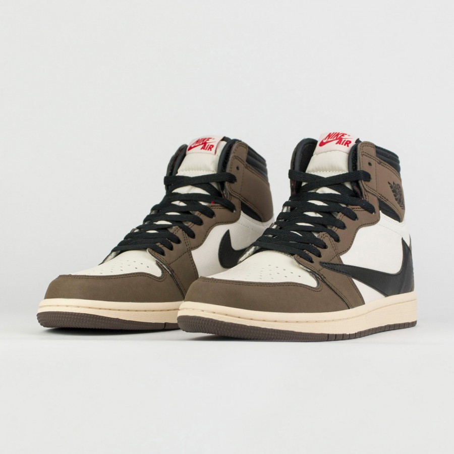 кроссовки Nike Air Jordan 1 Travis Scott