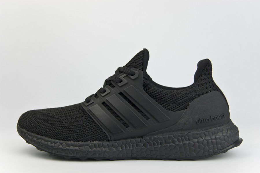 кроссовки Adidas UltraBoost Triple Black