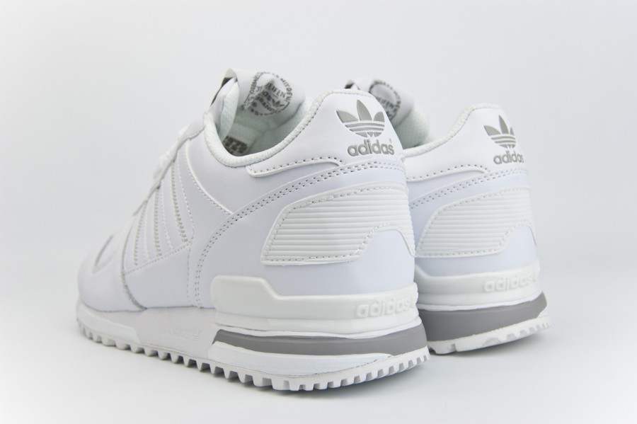 кроссовки Adidas ZX 700 Leather Triple White