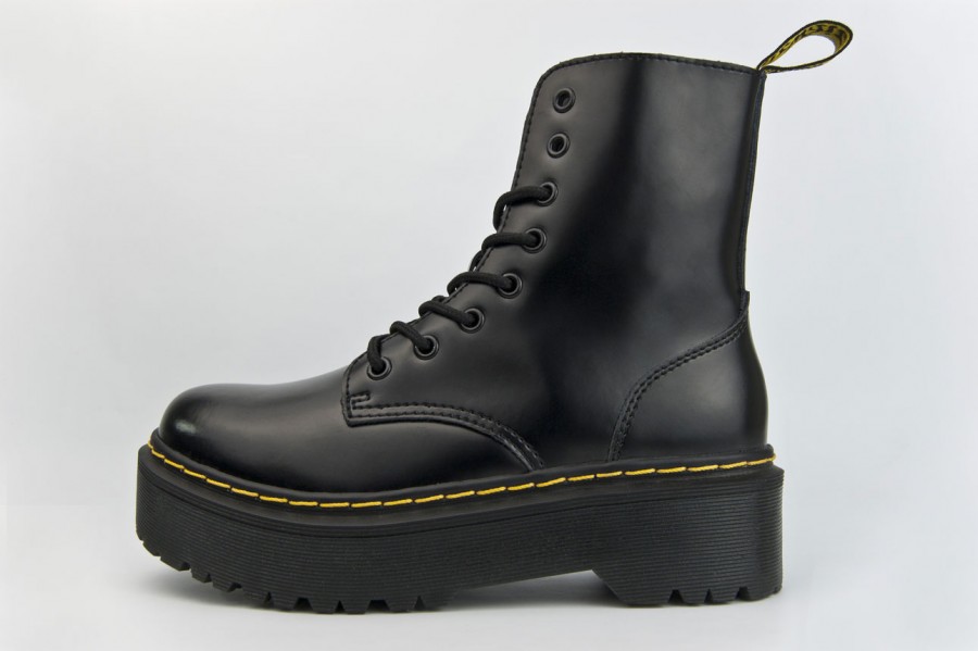 Ботинки Dr. Martens Molly Wmns Lock Black