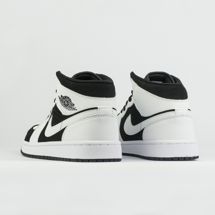 кроссовки Nike Air Jordan 1 White / Black
