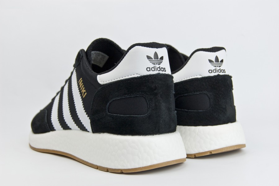кроссовки Adidas Iniki Runner Black / White