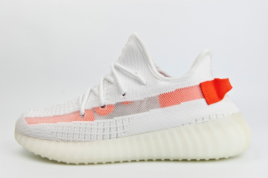 кроссовки Adidas Yeezy 350 boost V2 Wmns White / Red