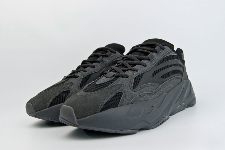 кроссовки Adidas Yeezy Boost 700 v2 Vanta new