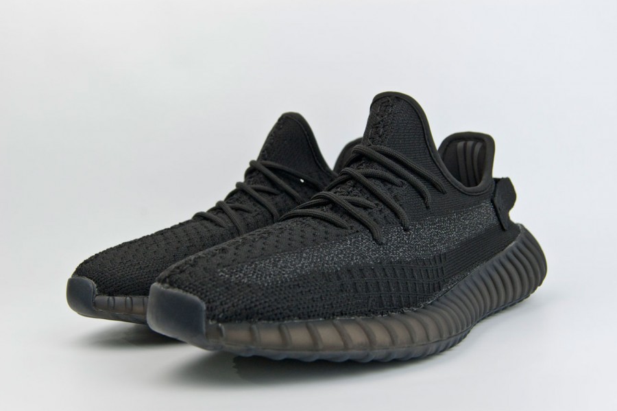 кроссовки Adidas Yeezy 350 boost v2 Wmns Black Refl