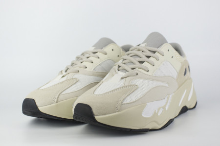 кроссовки Adidas Yeezy Boost 700 v2 Analog