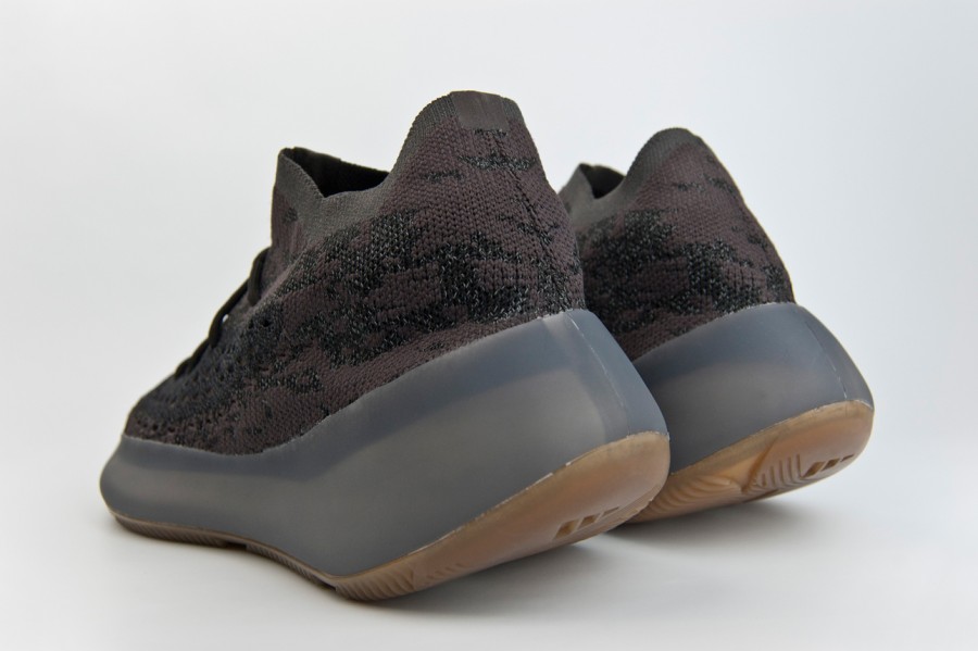кроссовки Adidas Yeezy Boost 380 Onyx Reflective