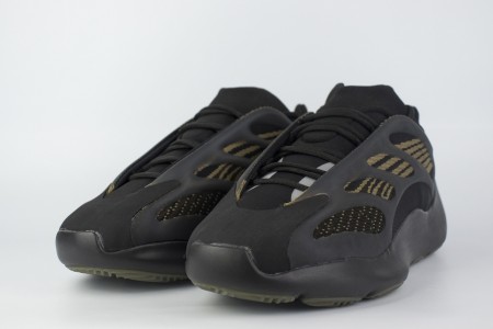 кроссовки Adidas Yeezy 700 v3 Clay Brown