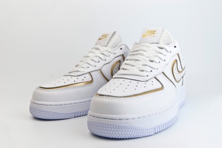 кроссовки Nike Air Force 1 Wmns CR7 White / Gold