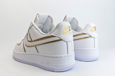кроссовки Nike Air Force 1 Wmns CR7 White / Gold