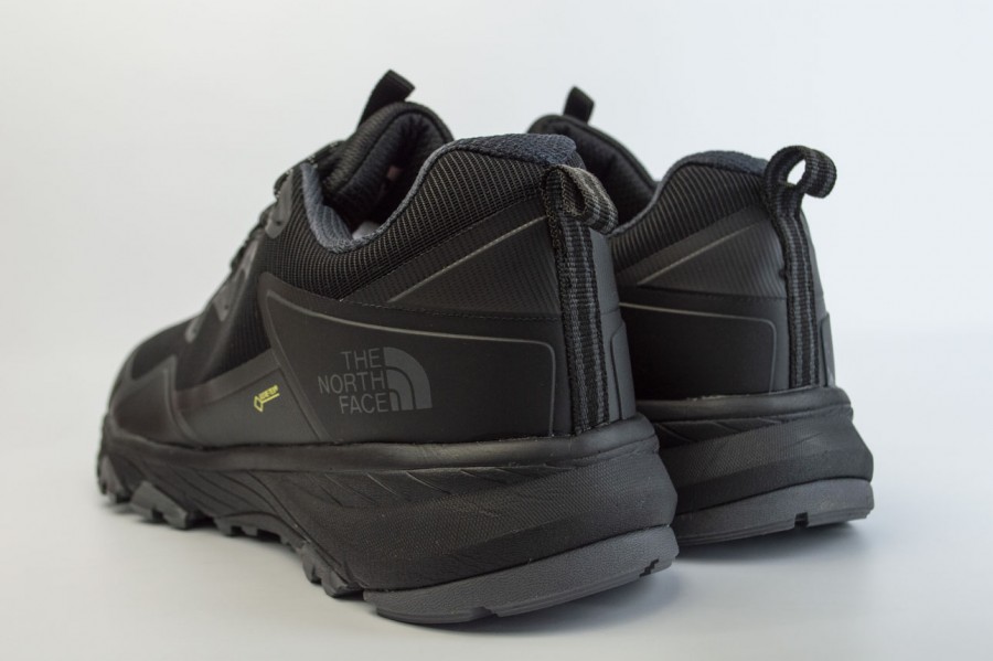 кроссовки The North Face Triple Black