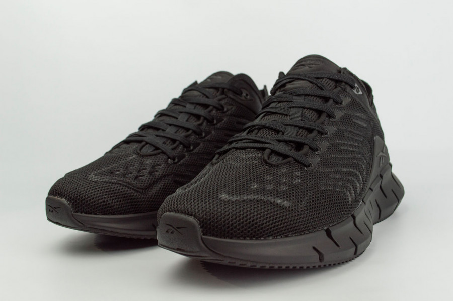 кроссовки Reebok Zig Kinetica Triple Black