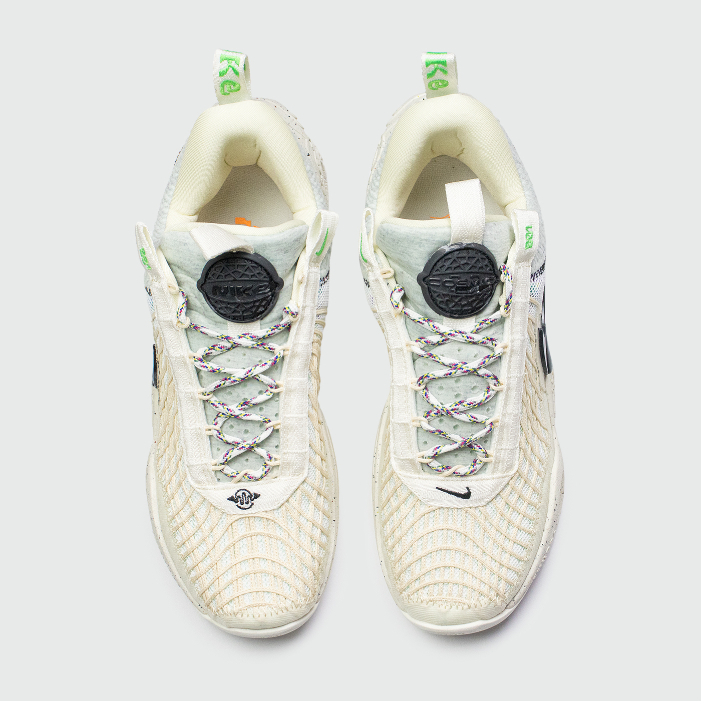 Кроссовки Nike Cosmic Unity Light Grey Кроссовки Nike Cosmic Unity Light Grey